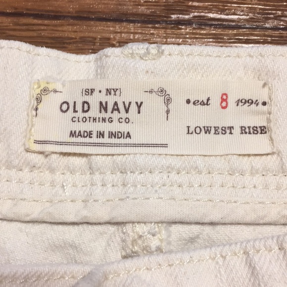 Old Navy Women’s Capris - Picture 3 of 6